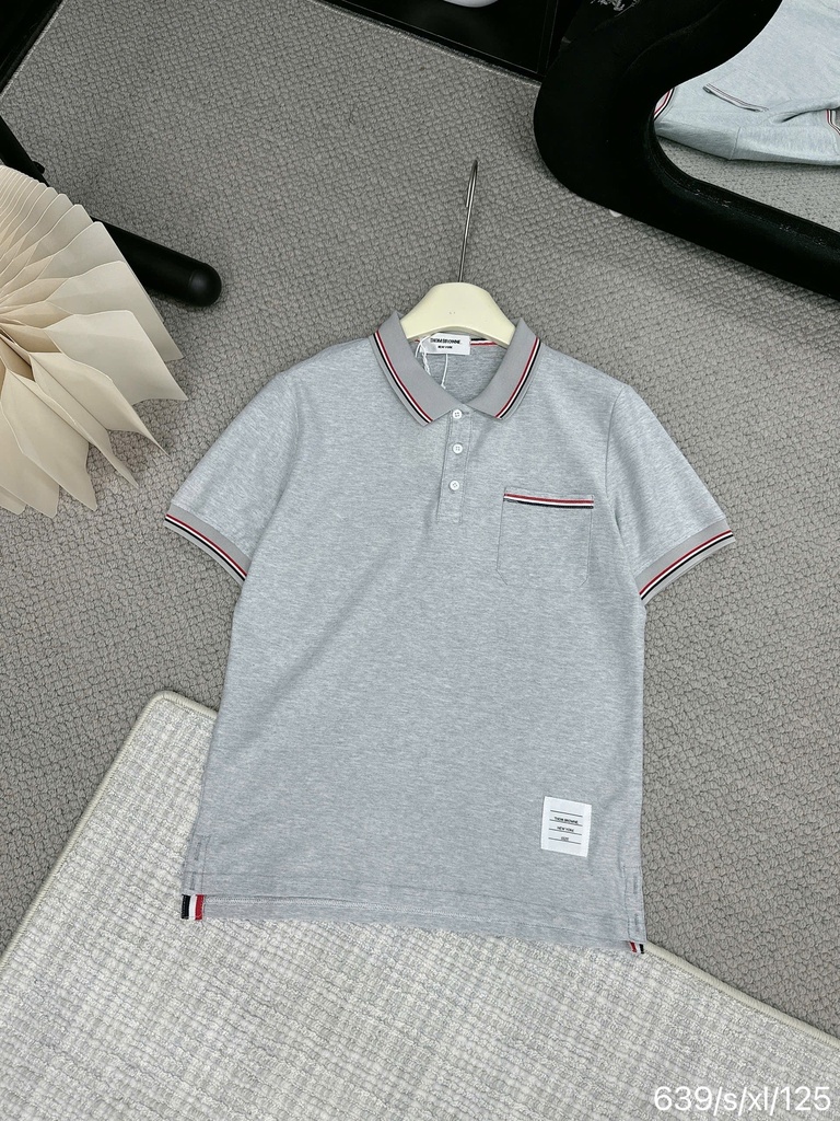 Áo Polo trơn họa tiết thêu ngực - 639