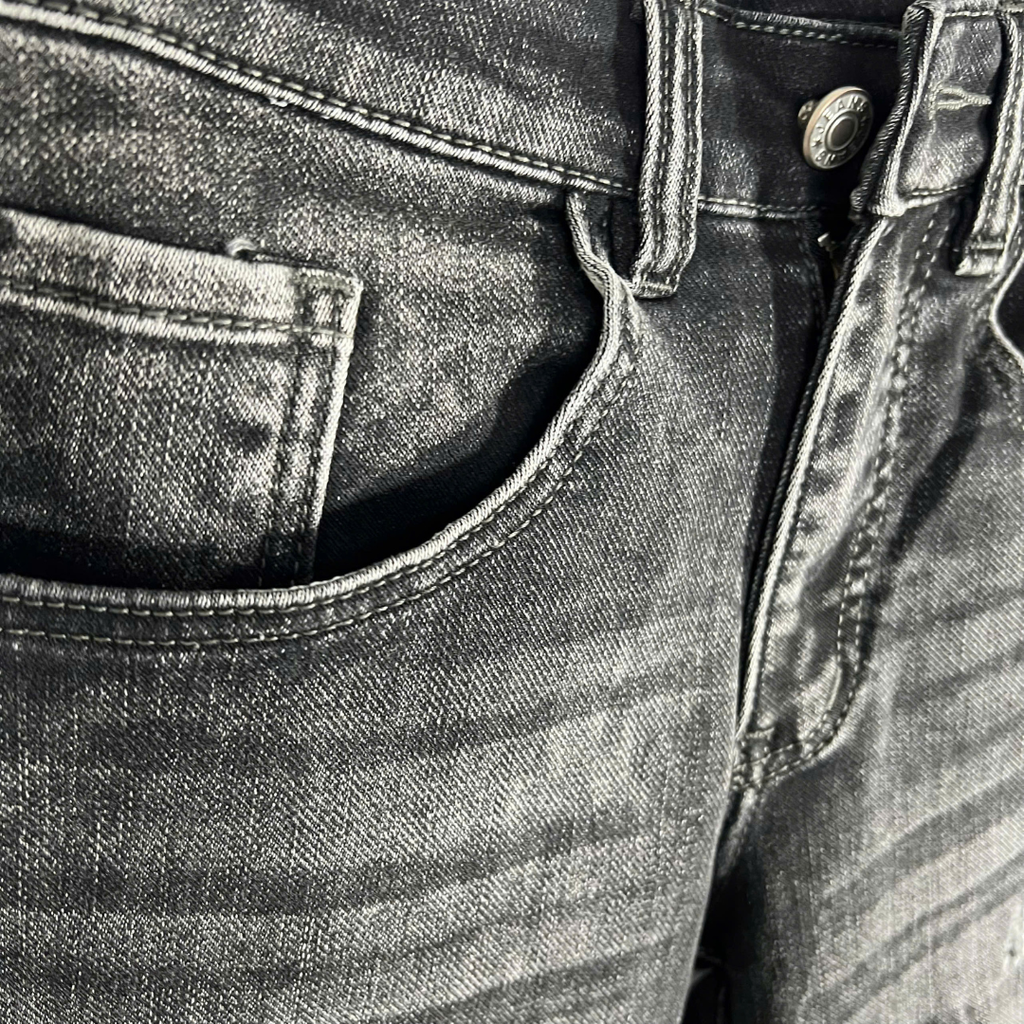 Quần Short Jean Nam XF357 - Rách Nhẹ, Wash Xám Cá Tính 